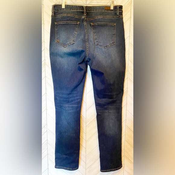 Kut from the Kloth Fab AB High Rise Distressed Boyfriend - Picture 3 of 10